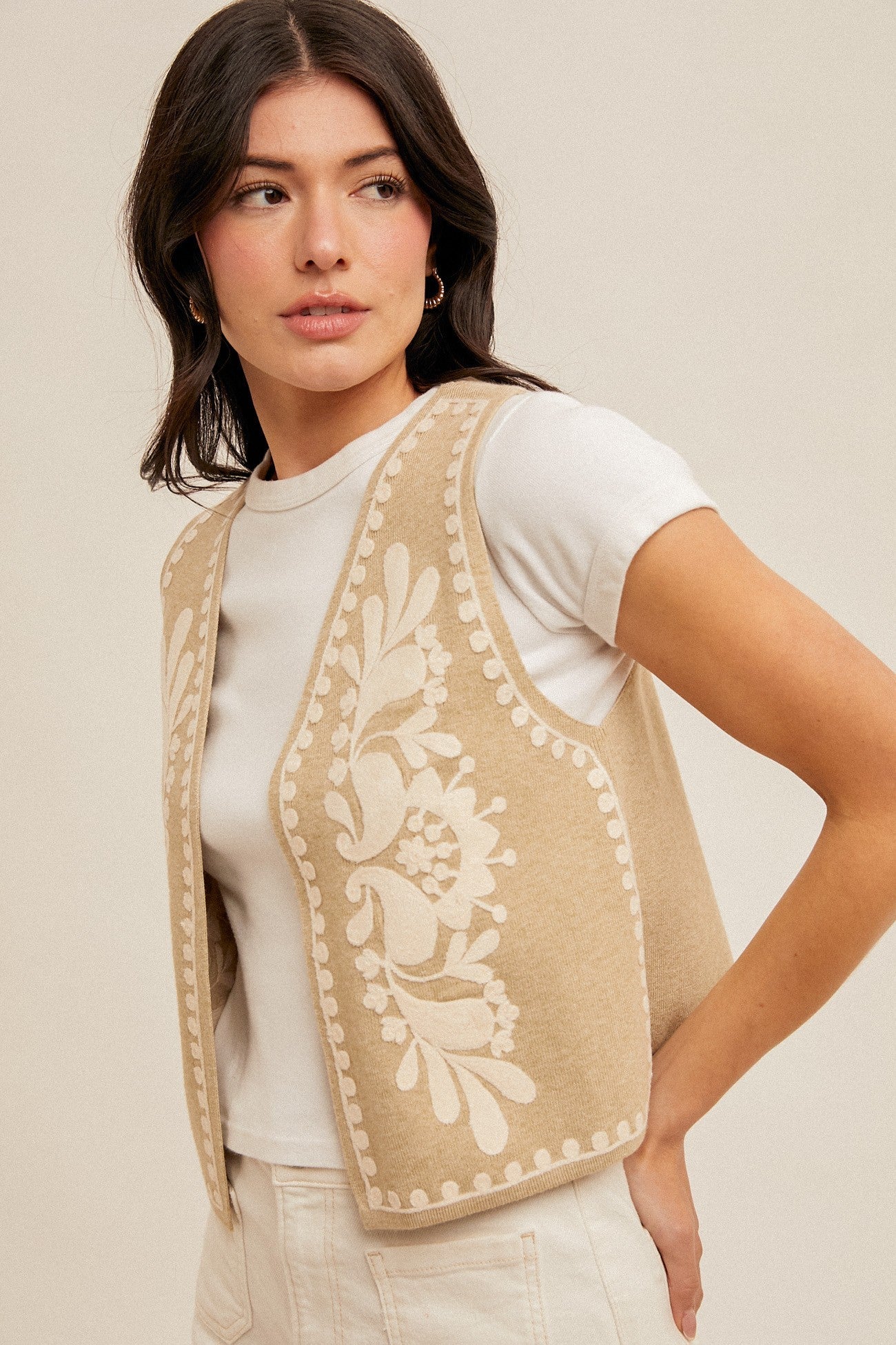 Embroidered Lightweight Sweater Vest - Texas Front Porch